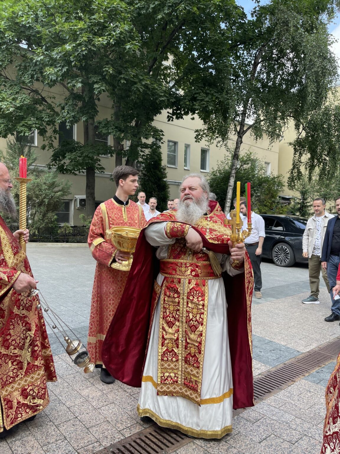- Храм Софии Премудрости Божией в Средних Садовниках